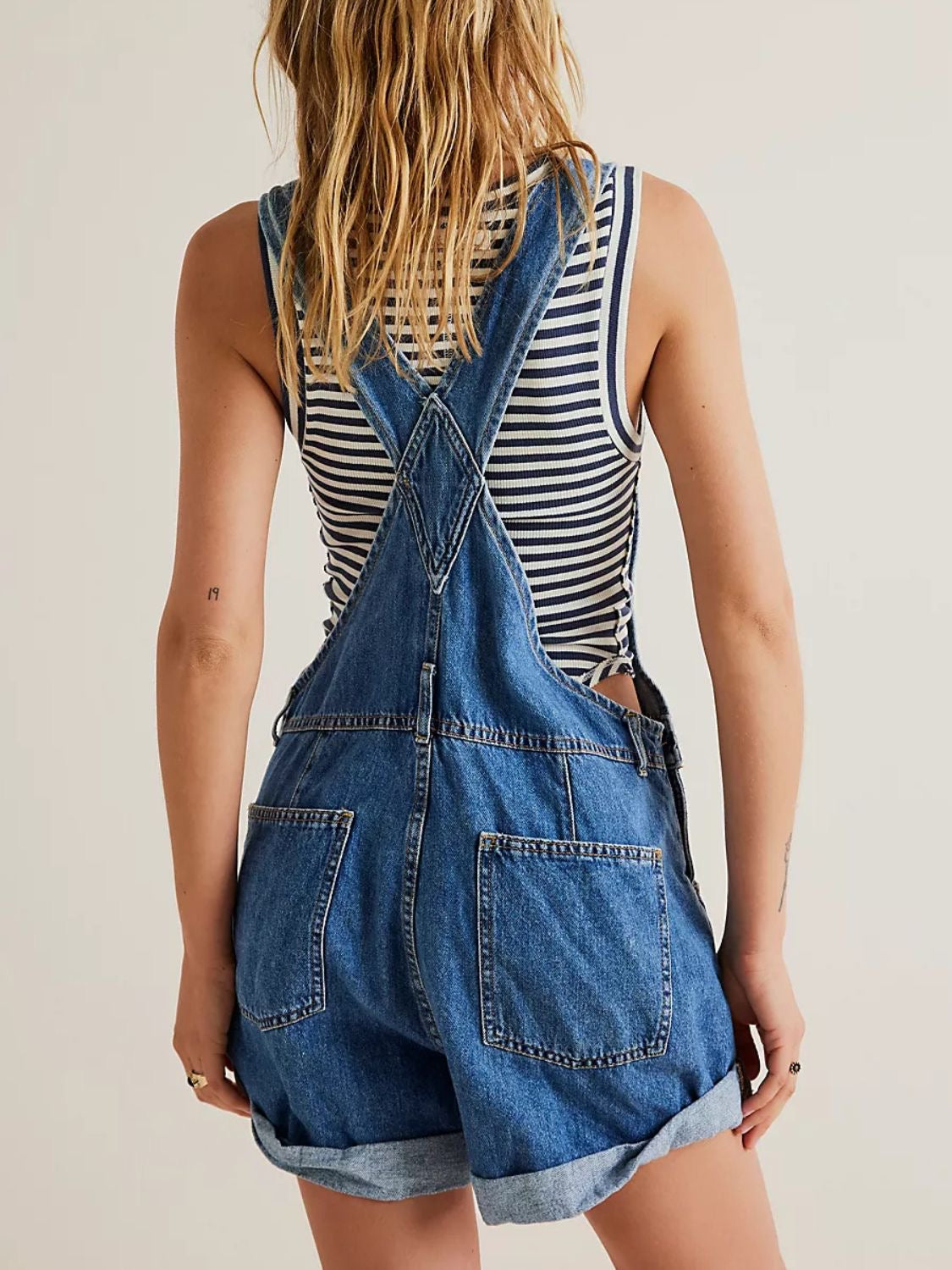 A Day Dreamer’s Denim Short Overalls